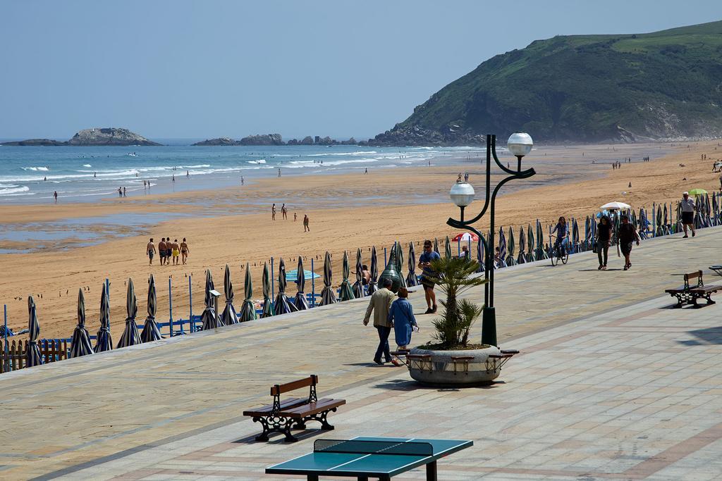 Apartamentos Egona Zarautz Sobre El Mar 외부 사진